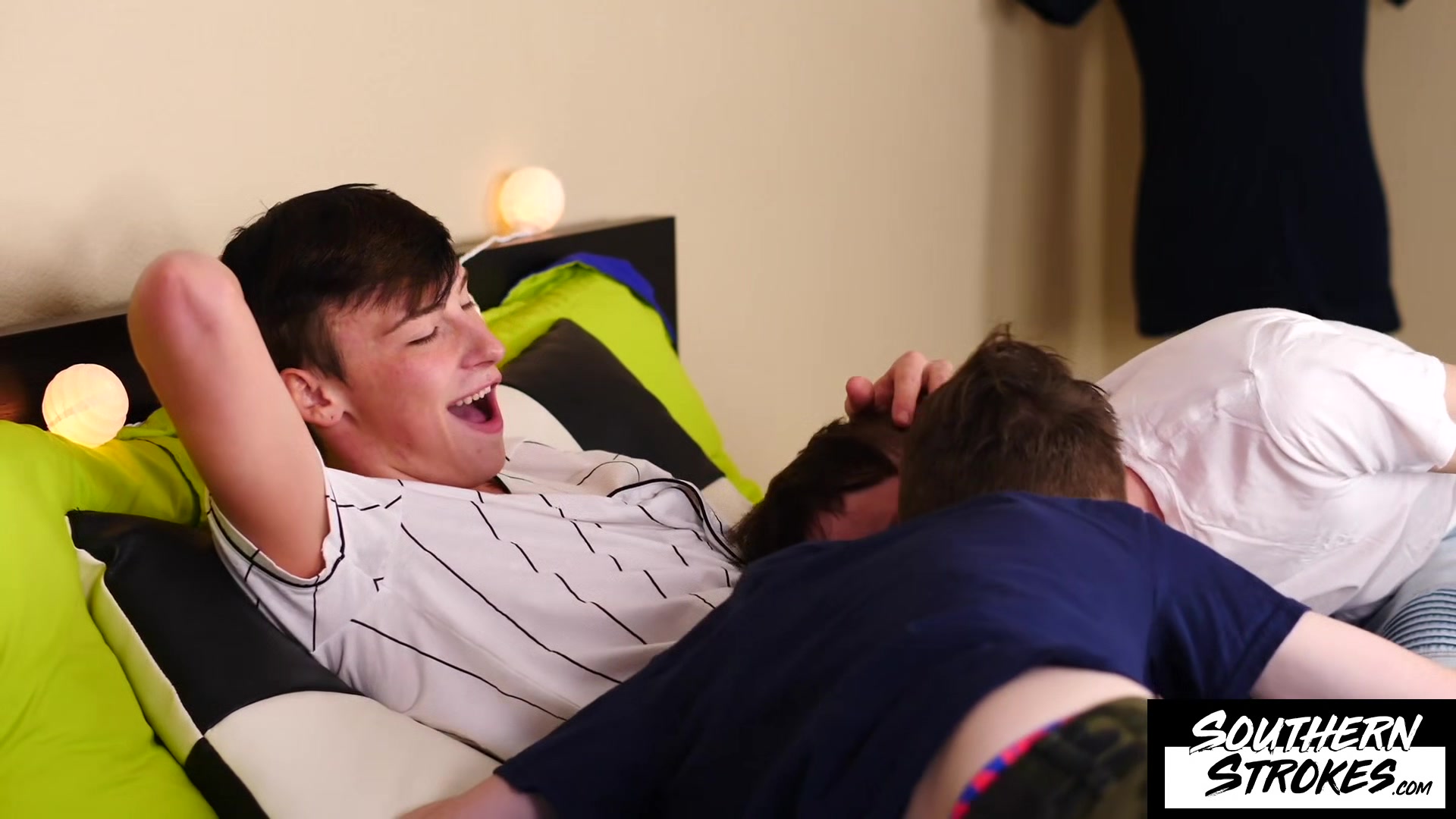 SOUTHERNSTROKES Chris Summers And Jackson Wright Threesome With Justin Stone