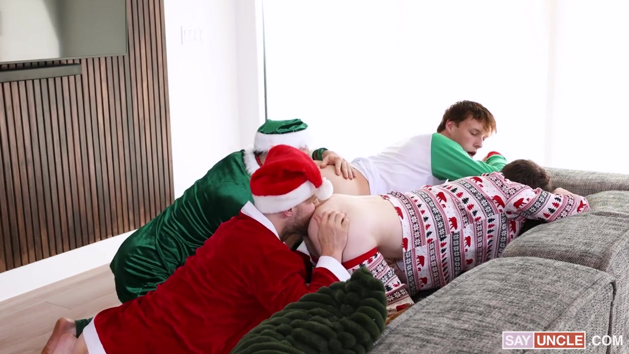 A Christmas Eve Surprise - TwinkTrade