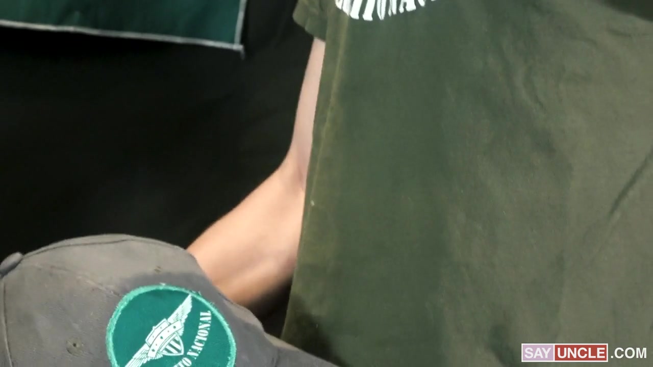 Soldier Fuckfest Ends With Them Covered in Cum - MilitaryDick