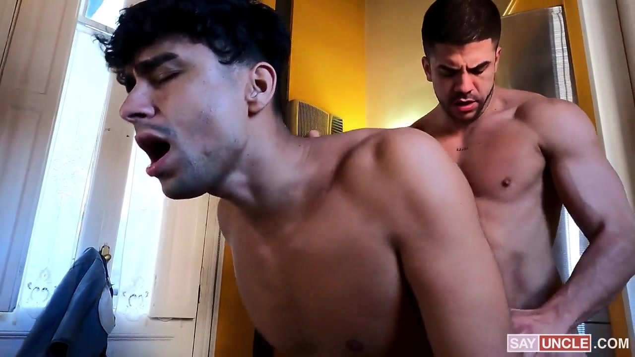 Samir Interrupts Roommate's Jerk-Off & Gets Plowed - LatinLeche