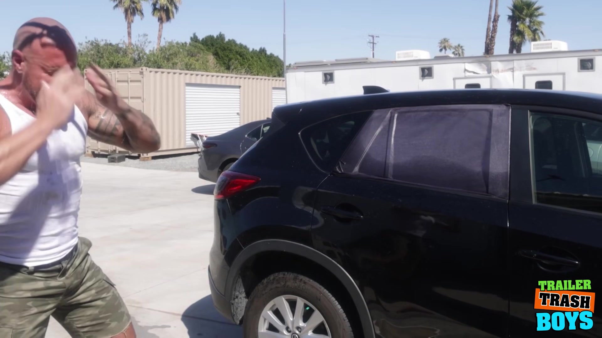 TRAILERTRASHBOYS Car Washing Turns Into Sex With Felix Fox And Michael Roman