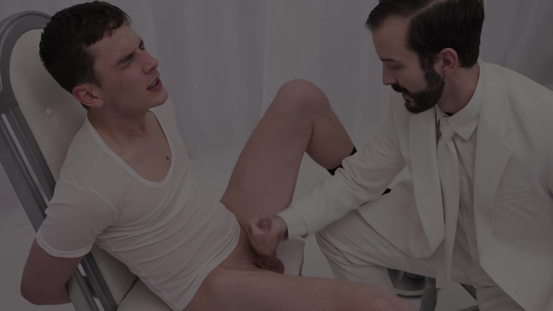 MasonicBoys - Innocent twink moans as master Tucker Barret milks his cock