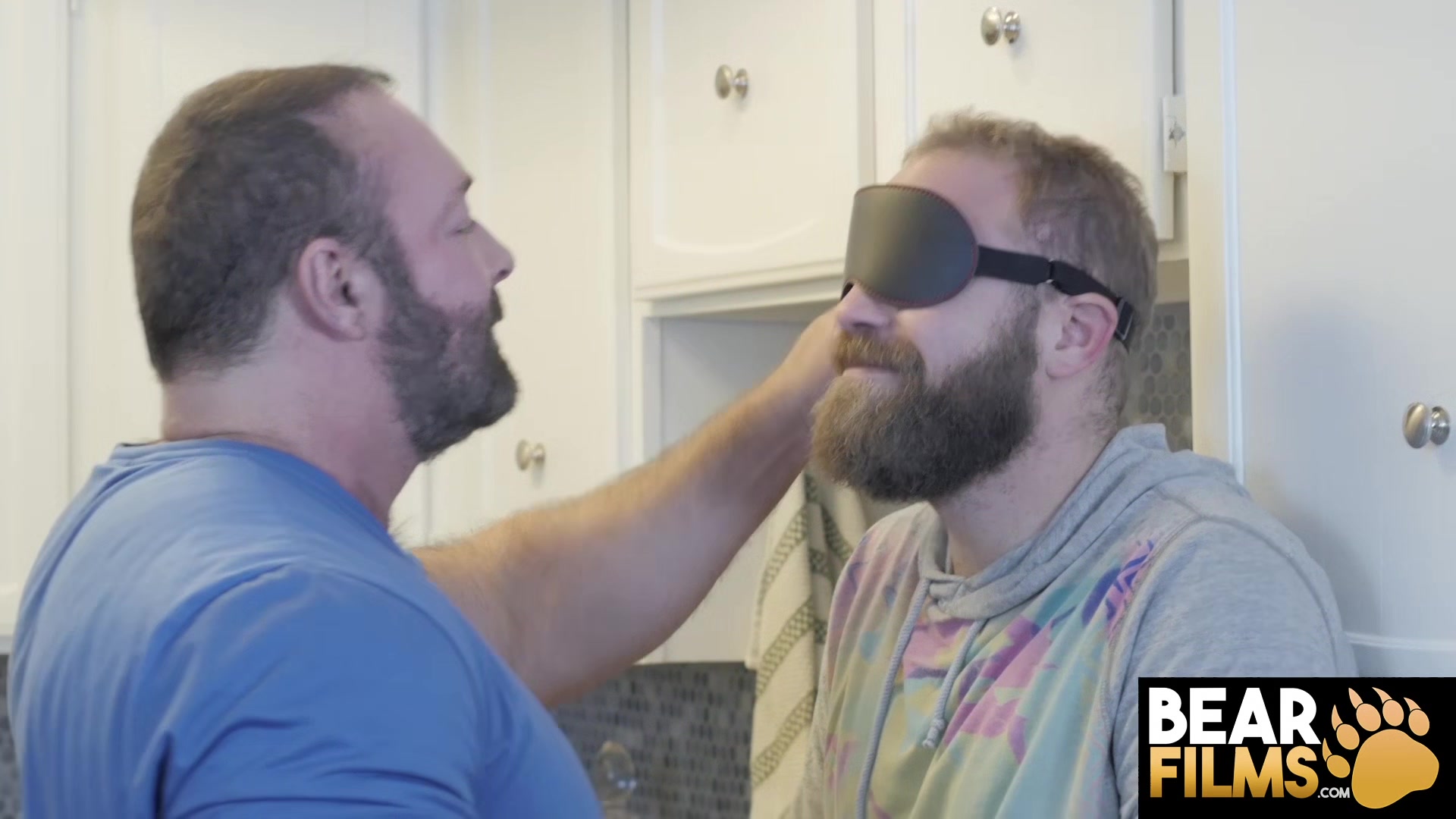 BEARFILMS Hungry Kosher Pig Takes Brad Kalvo Huge Cock