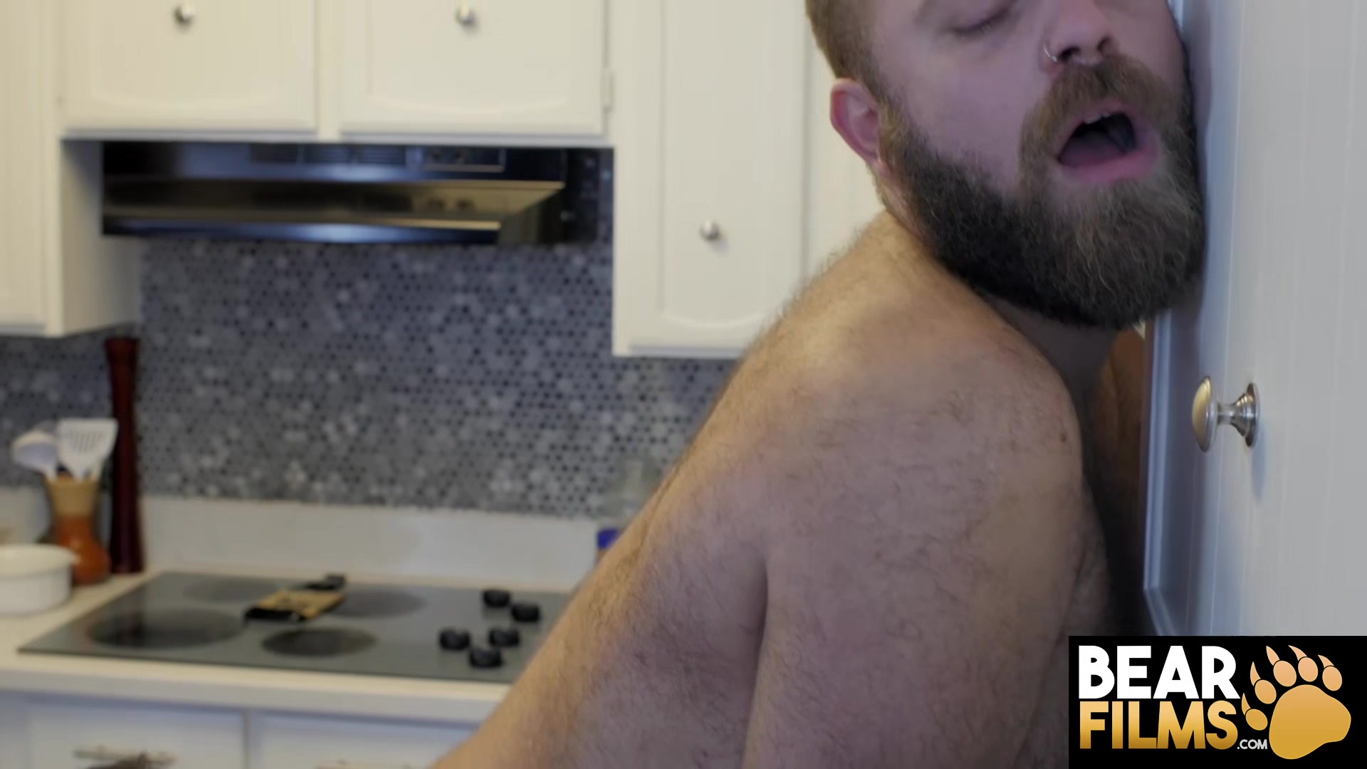 BEARFILMS Hungry Kosher Pig Takes Brad Kalvo Huge Cock