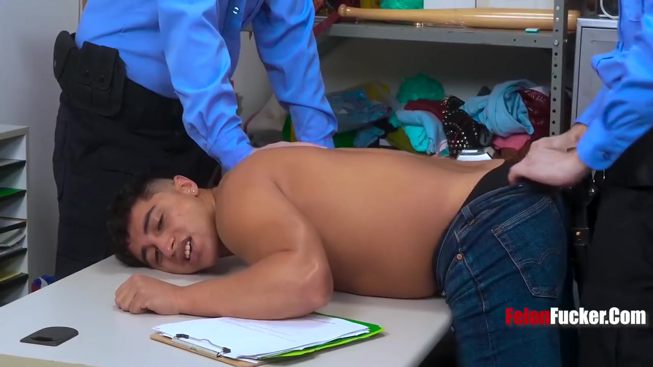 Caden Dior, Gabe Bradshaw And Brody Kayman In Twink Felon Caught But He Can Go If He Makes These Guards Cum