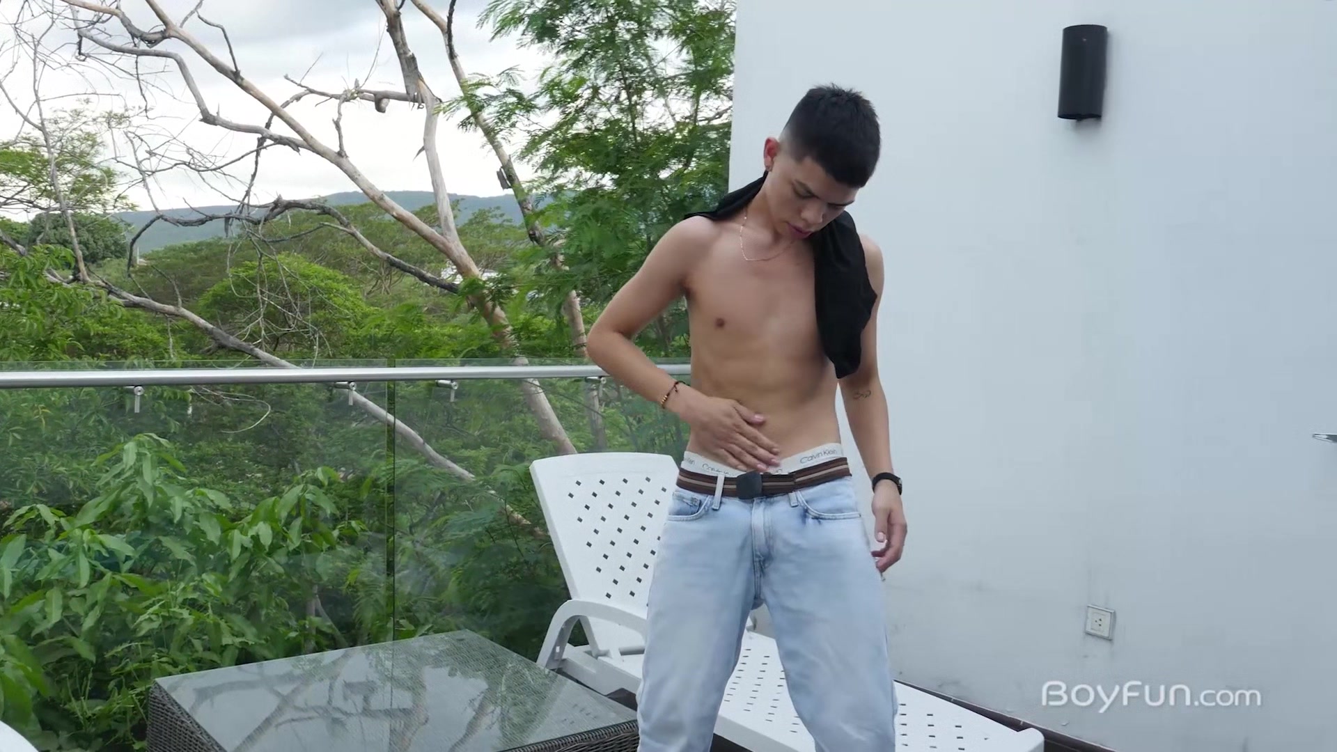 Zack Torres - BoyFun