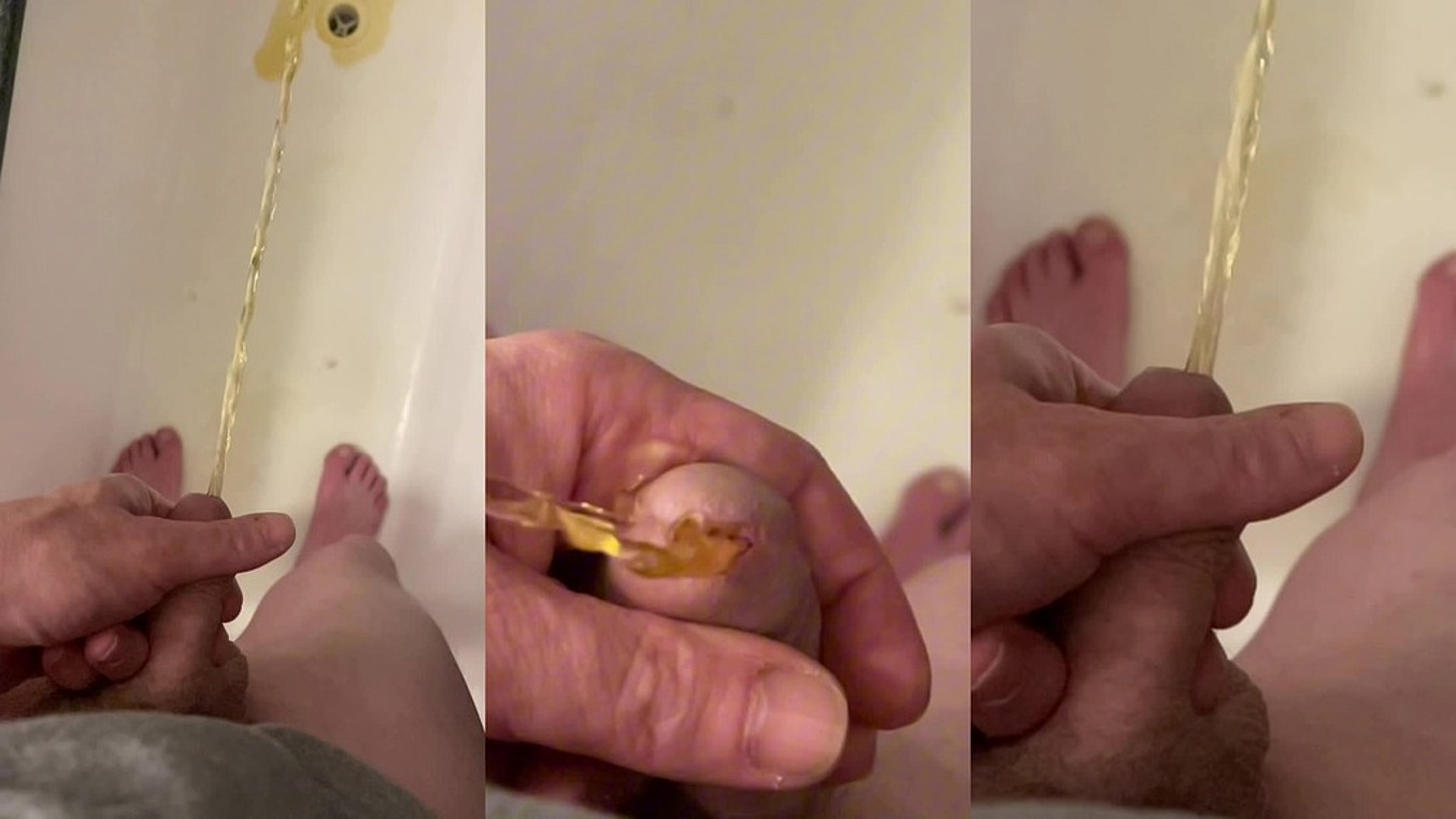 Amateur Guy Pissing Slow Motion Pov - Pissvids