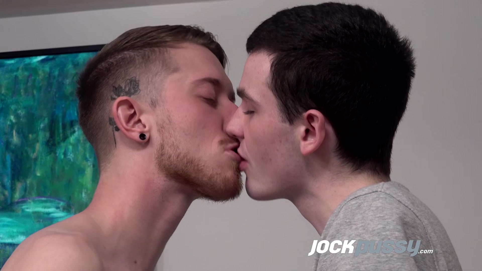JockPussy - Trans bottom twink gets bred by slim top with big cock