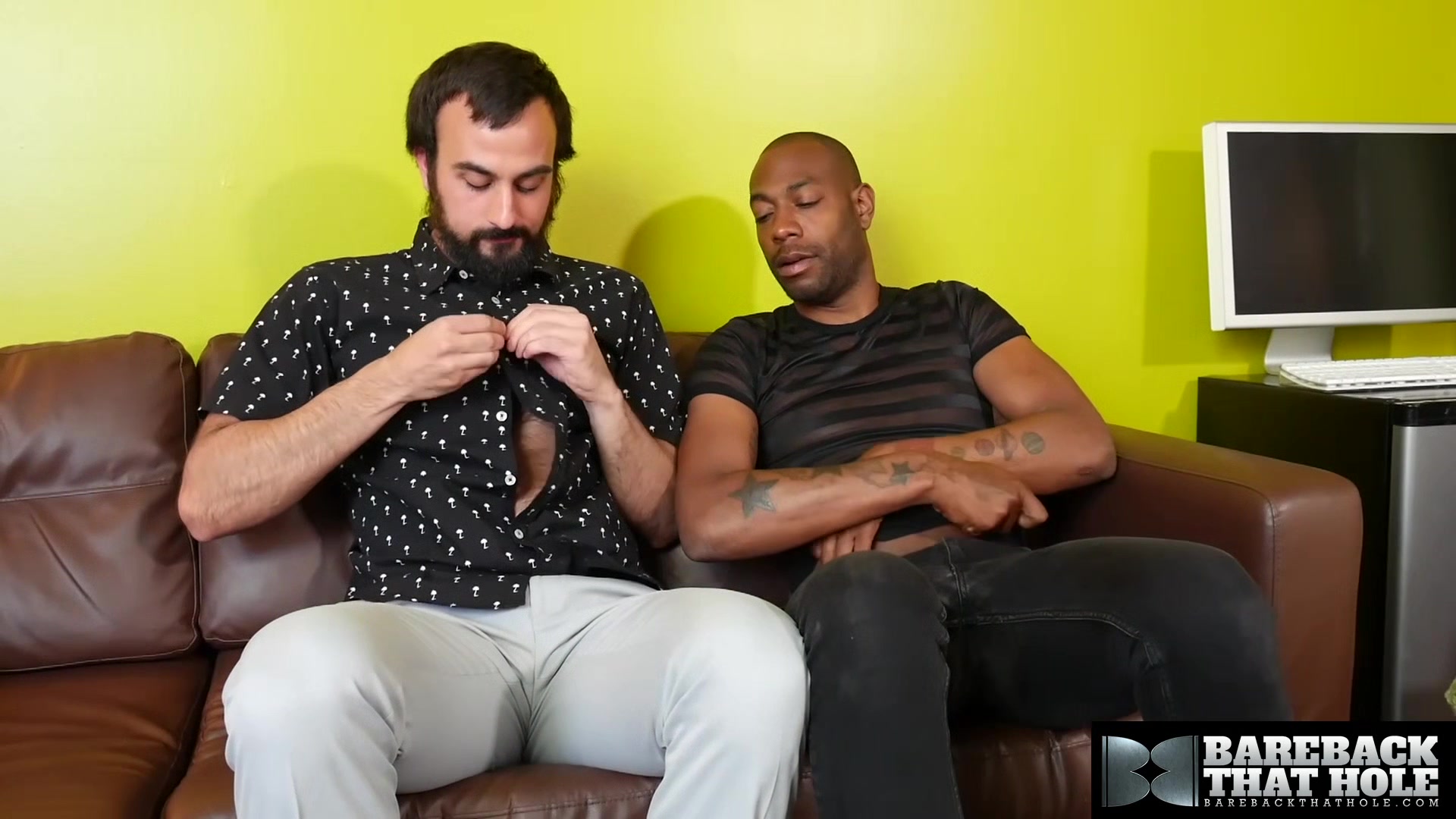 BAREBACKTHATHOLE Mason Lear Gives August Alexander A Satisfying Fuck