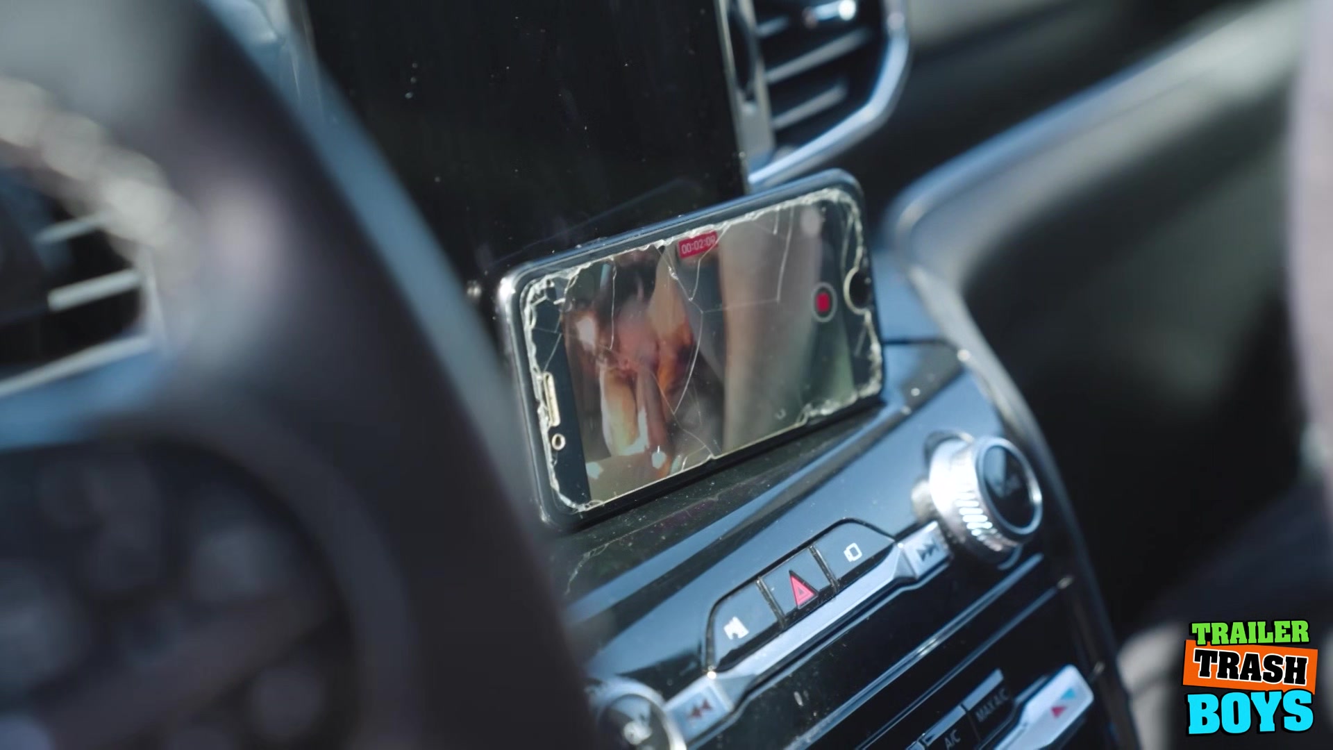 TRAILERTRASHBOYS Blond Leo Louis Licks Enzo Muller Tight Ass