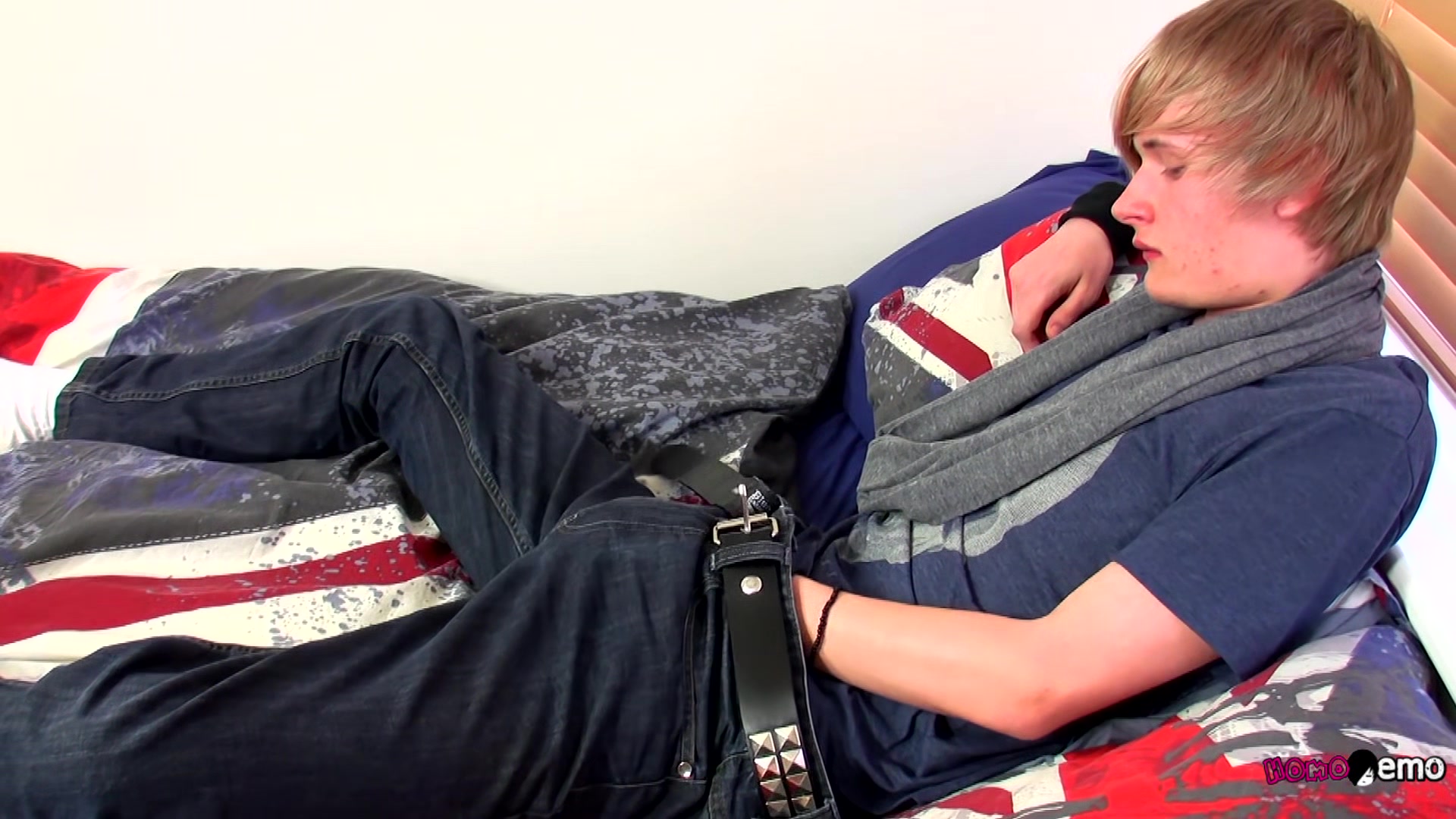 HomoEmo: Blond Emo Twink Brent Daleys Cock Is Ready For The Camera Fun