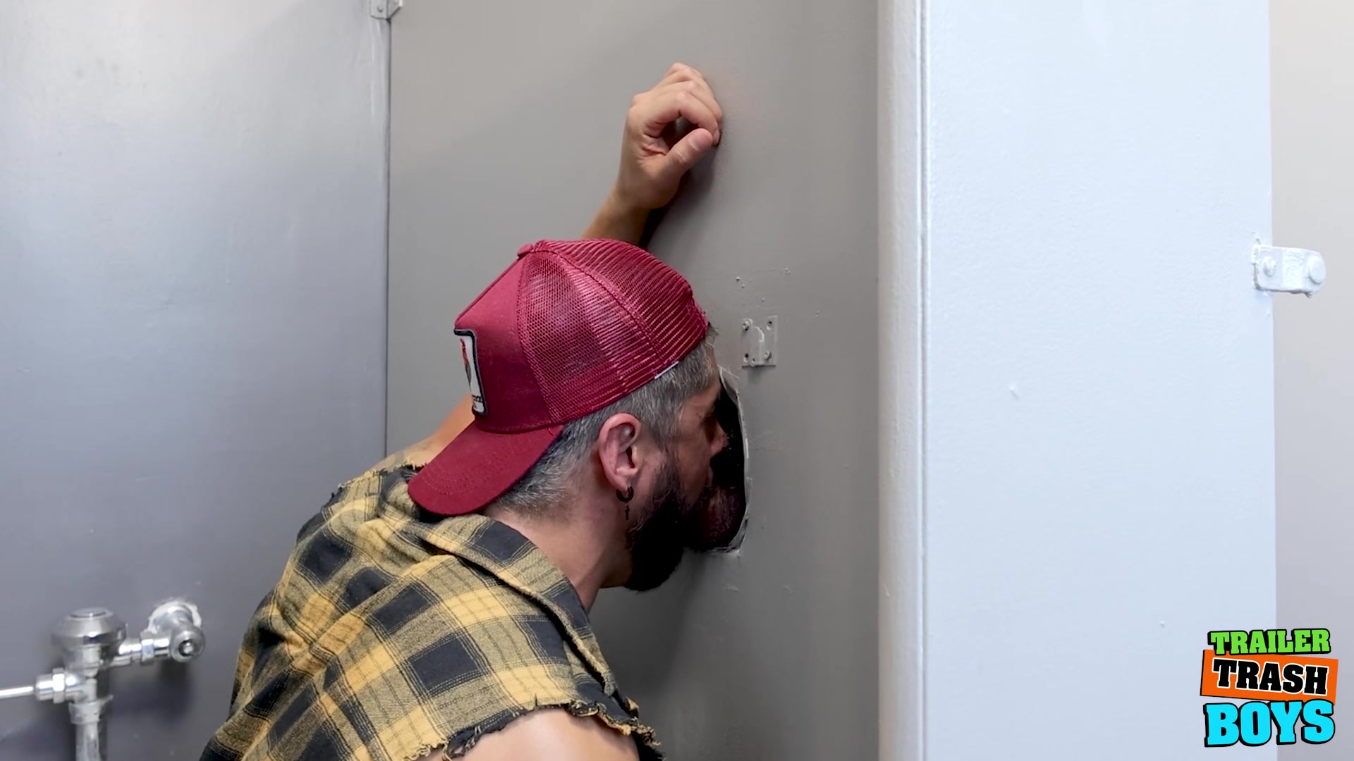 TRAILERTRASHBOYS Muscular Lawson James Takes Justin Jett Big Raw Cock