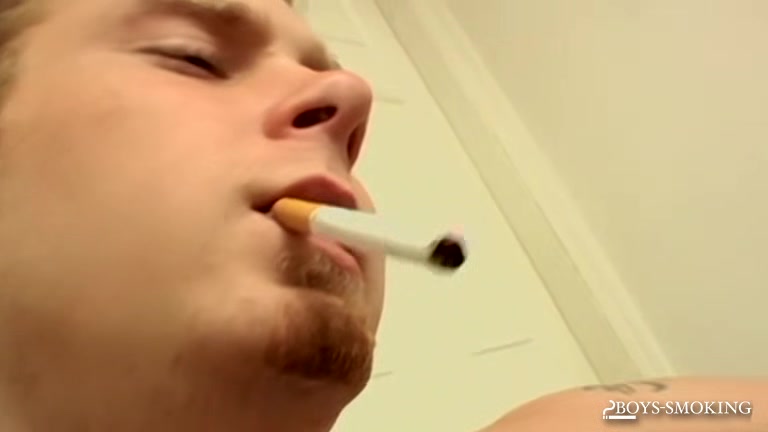 BoysSmoking: Billy Da Kidd Hauls Hard On Mulitple Cigs While Jacking His Load