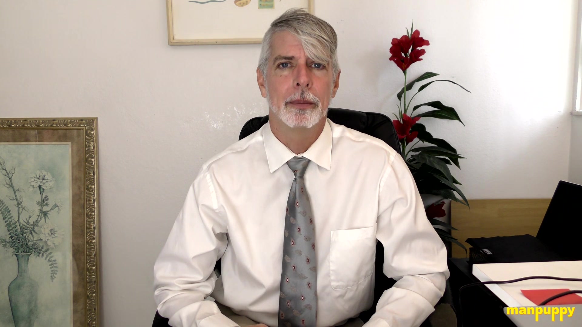 ManPuppy: Psychiatrist Richard Lennox Teaches Virgin To Cum In Office Session