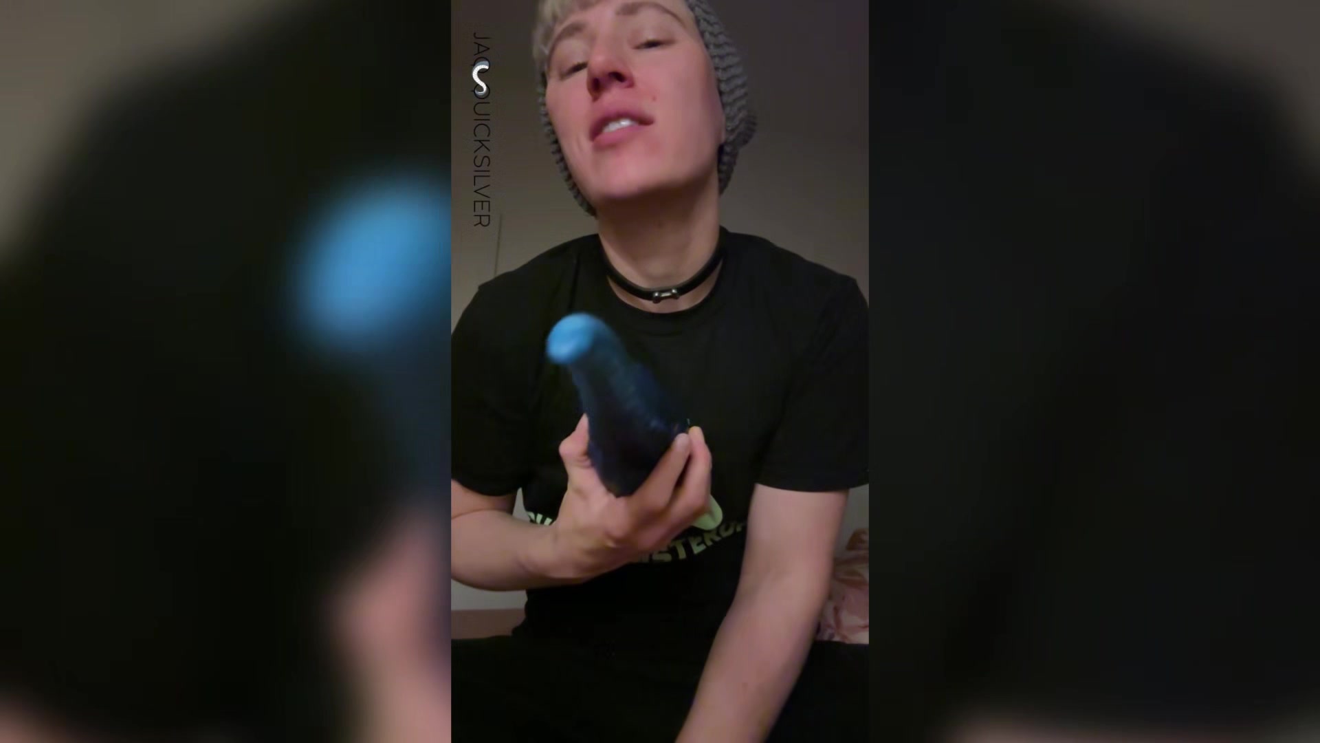 Seaside Lust - fantasy toy in pussy makes FtM cum for 30 seconds!