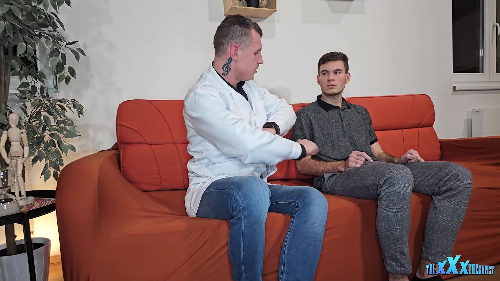 Doctor's Intimate Treatment Session - thexxxtherapist