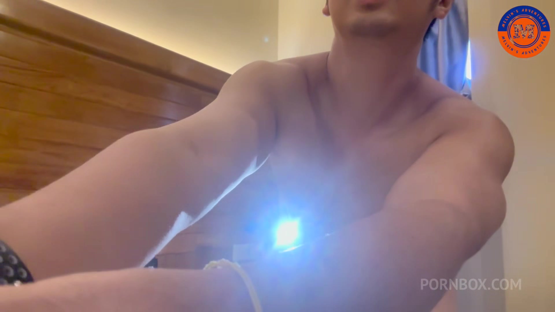 Hunk For Summer - Part 3 - Pissvids
