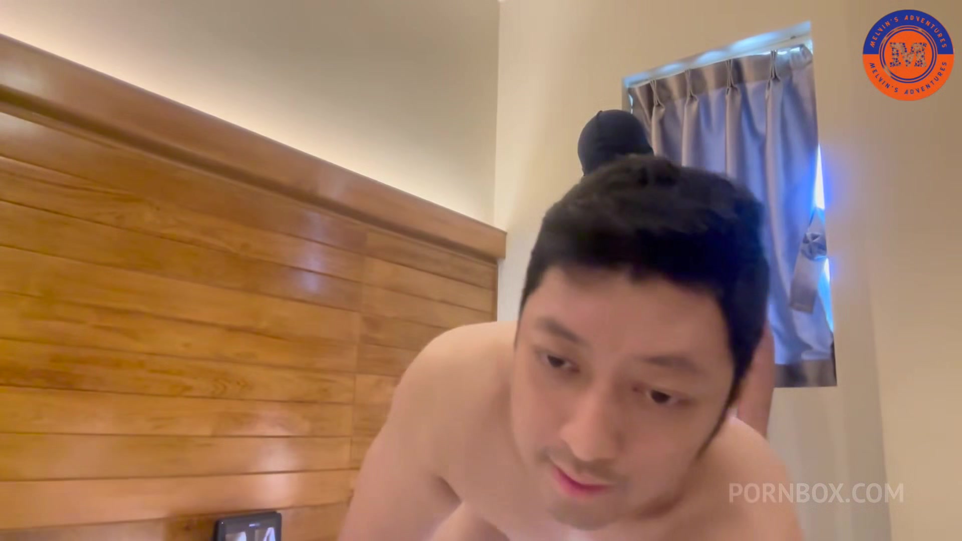 Hunk For Summer - Part 3 - Pissvids