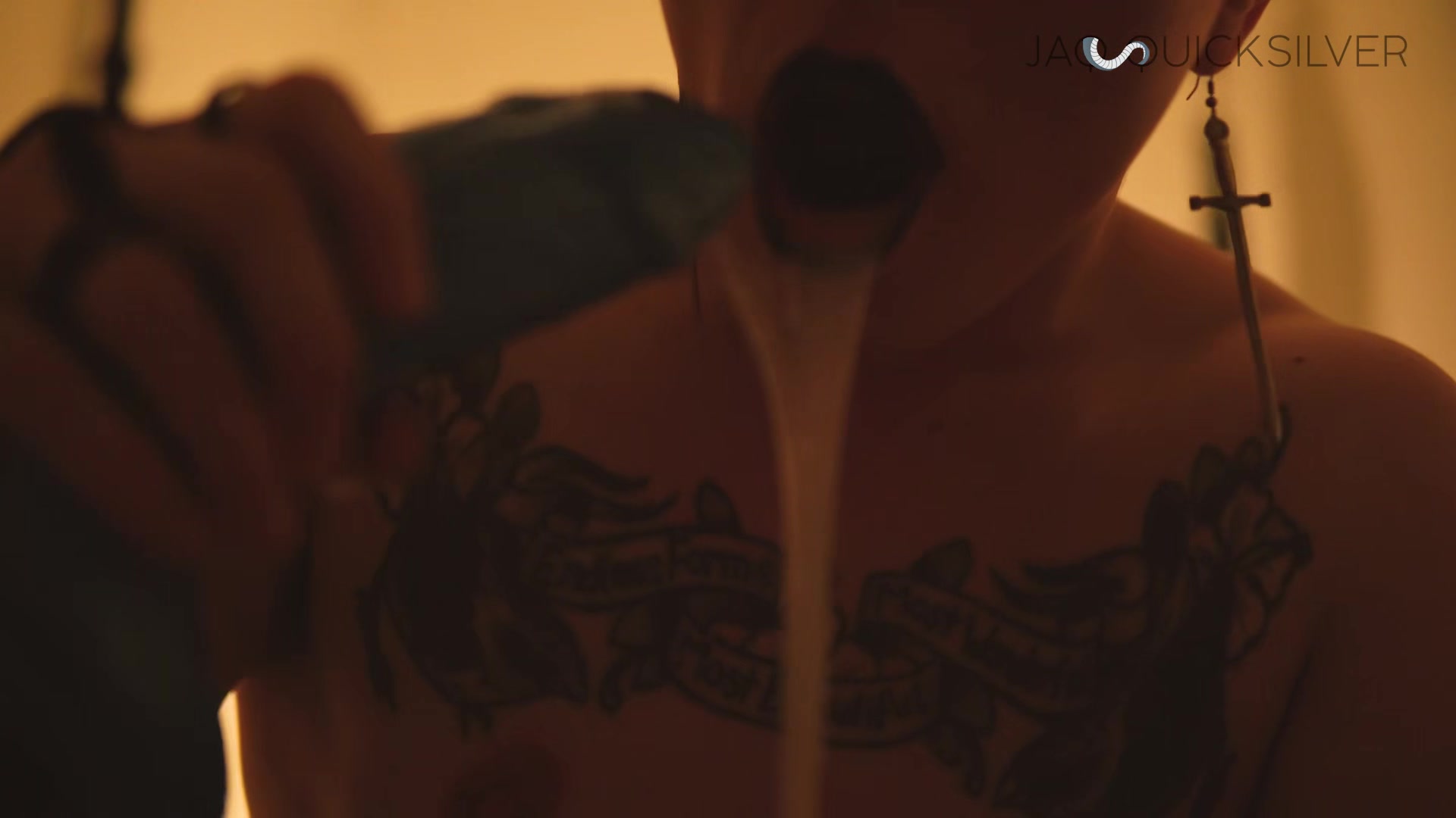 Curvy Nonbinary Goth Seduces Alien Cock and Gets Filled and Covered with Slime