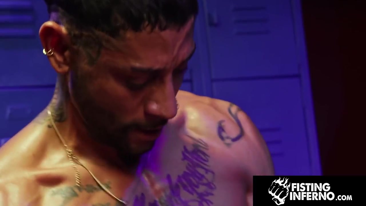 Hardcore Locker Room Lock-in - Big Cock Andre Flogs & Fucks Muscle Twunk Siren Raw
