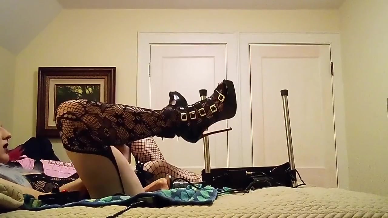 Femboy And Trans Woman Using Fucking Machine - Compilation 3