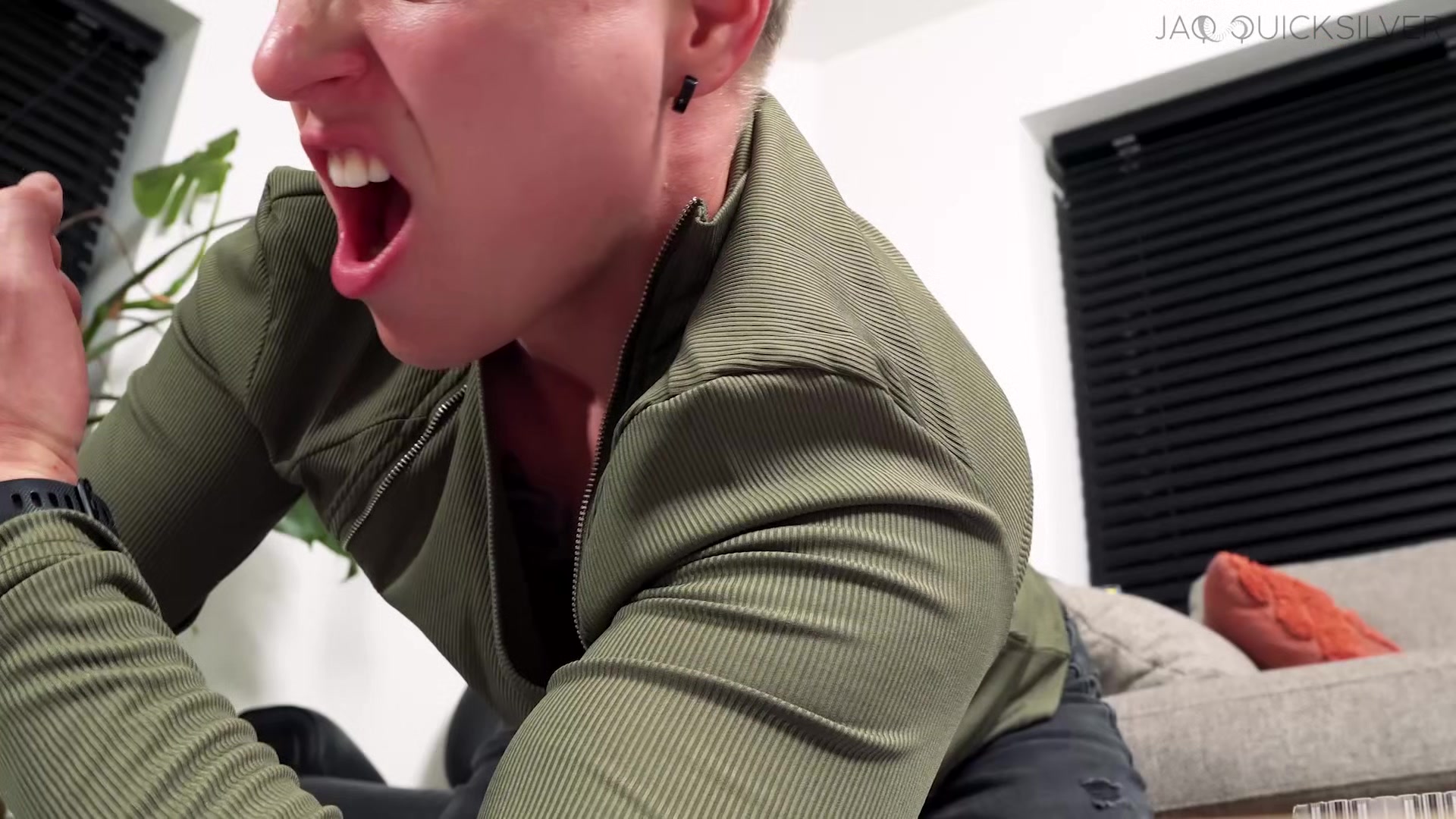 Giant FtM DESTROYS City of Helpless Tinies - Jaq Quicksilver Smashes, Bashes, and Vores Tinies