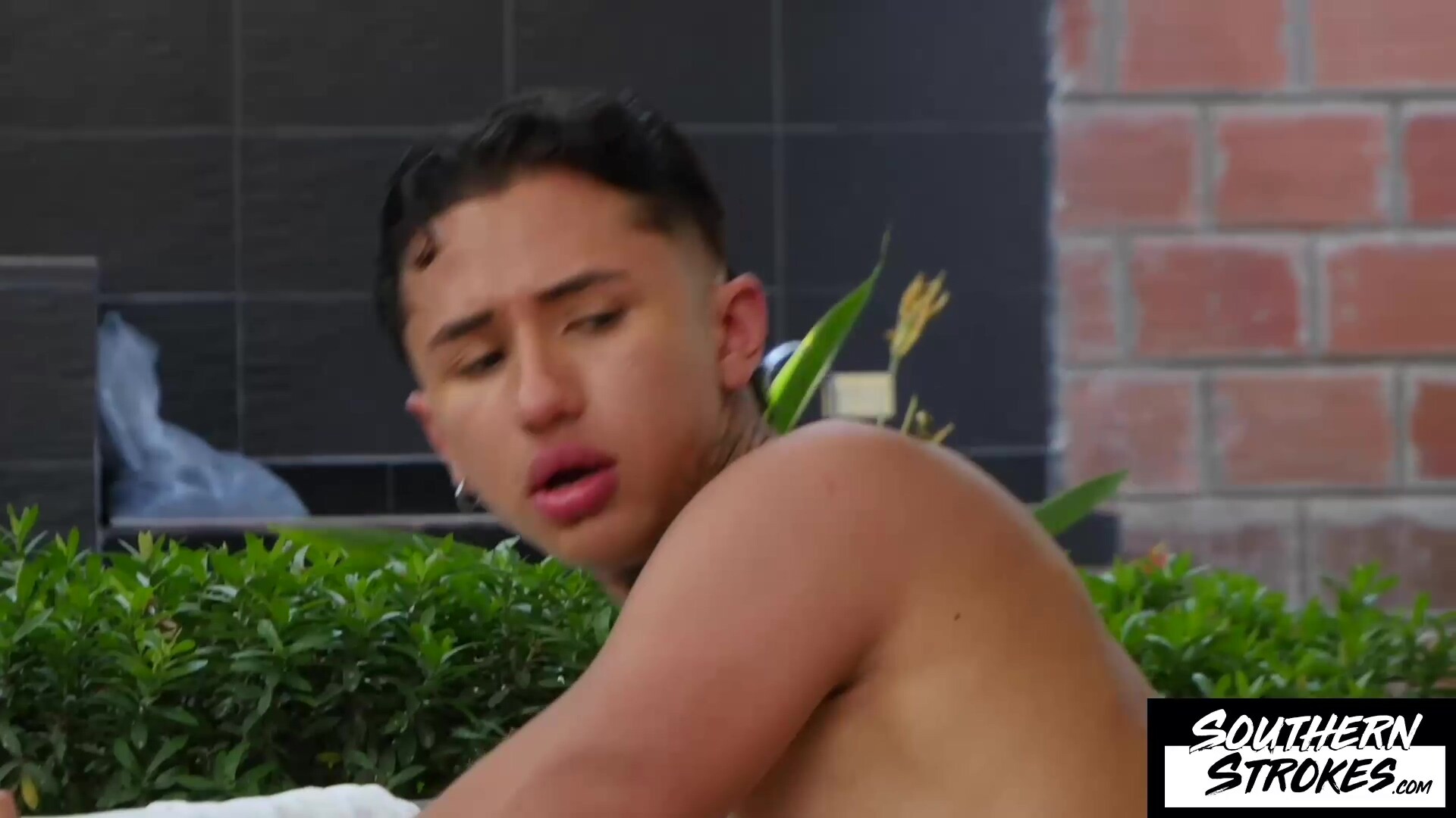 SOUTHERNSTROKES Tattooed Twink Archi Gold Rides Milcon Tonso Big Cock