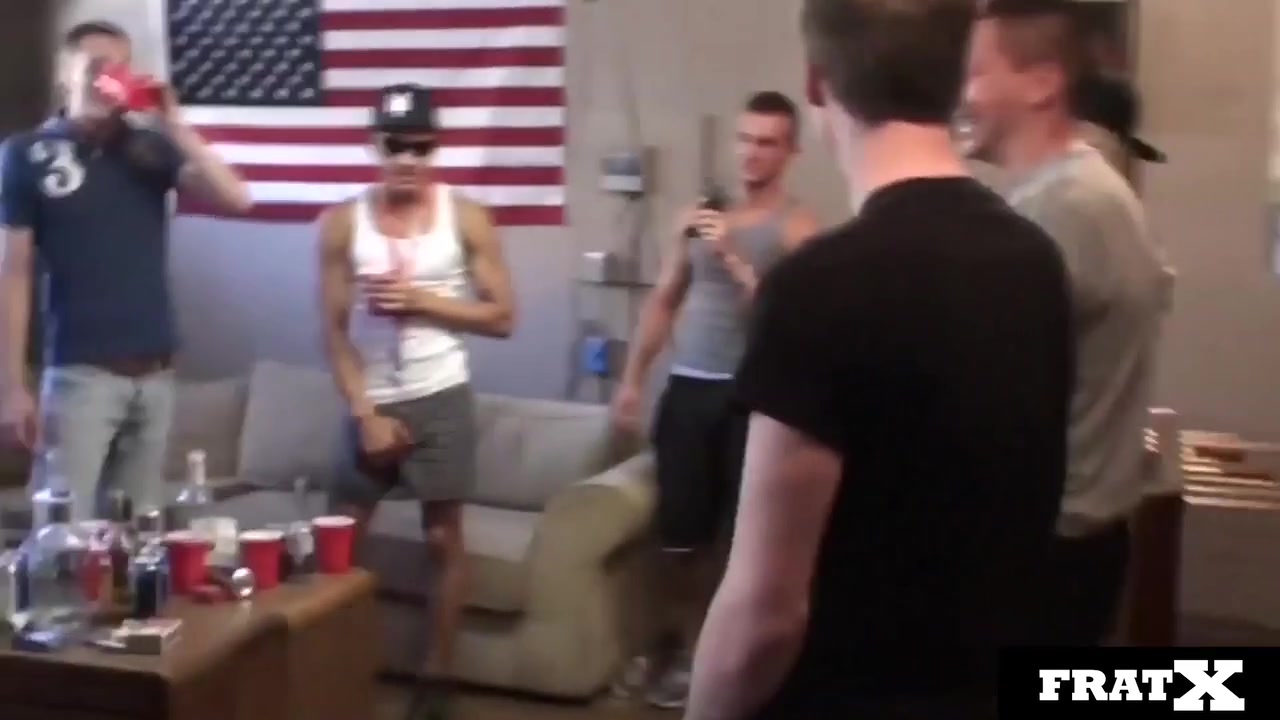 Big Dick Fucks Little Dick - Fratx