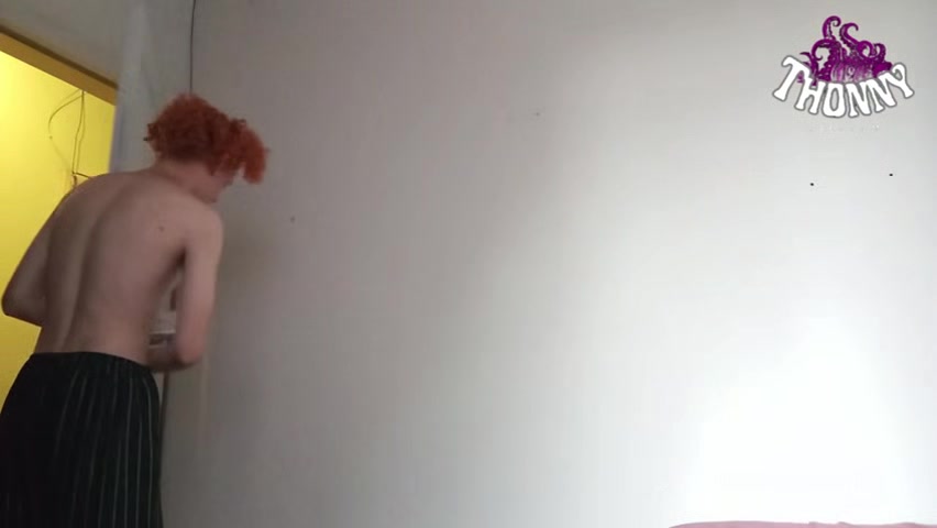 Medico Pervertido Me Faz Urinar E Leitar Em Um Copo - Pissvids