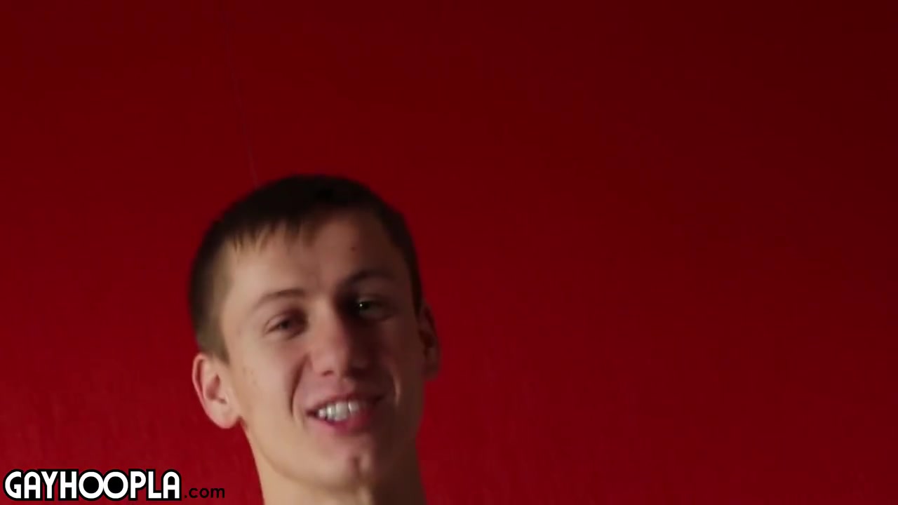 New Fit Uncut College Boy Max Markoff