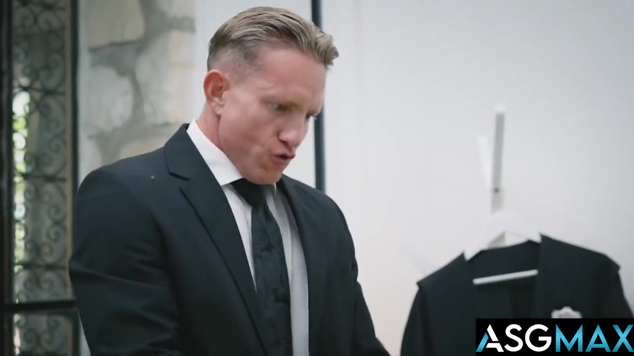 Im Gonna Fuck Your Gangsta Ass! - Hunk Judge Fucks & Gets Fucked By Jock Gangsters