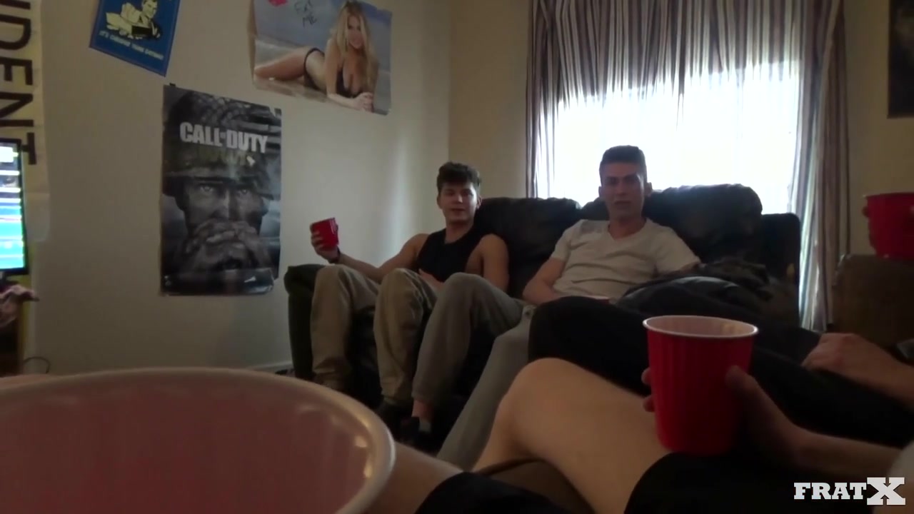 All 4's Whore - Fratx