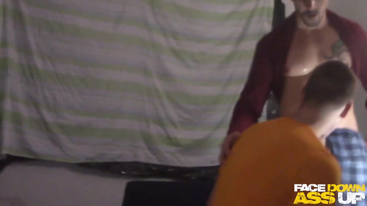 V@Cuum H0l3 - Facedownassup