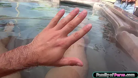 I really dont know what my stepsis hand is doing on my cock