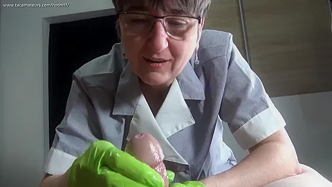 Rubber Gloves & Apron
