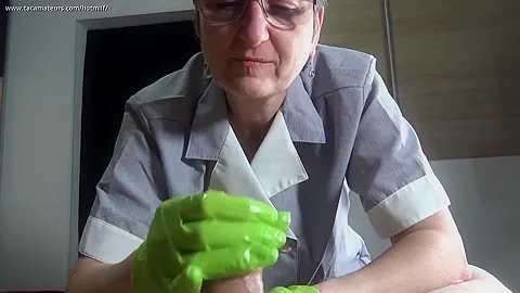 Rubber Gloves & Apron