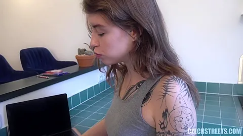 Czech Streets – Pizza with an Extra Cum