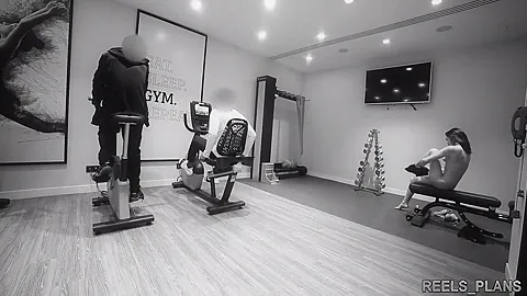 The Young Frenchwoman Fucked Hard By 2 Strangers She Met In The Gym!!!