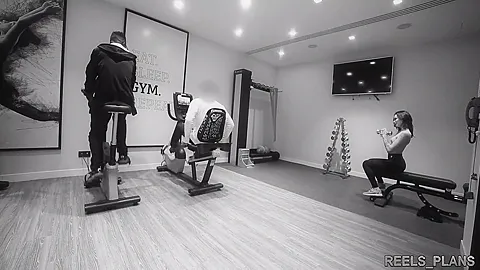 The Young Frenchwoman Fucked Hard By 2 Strangers She Met In The Gym!!!