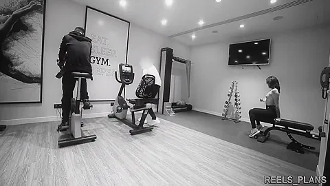 The Young Frenchwoman Fucked Hard By 2 Strangers She Met In The Gym!!!