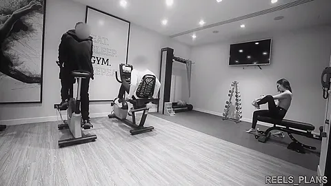 The Young Frenchwoman Fucked Hard By 2 Strangers She Met In The Gym!!!