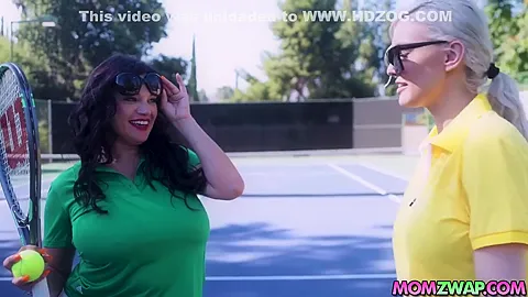 Stepmoms Cools Down Nade And Nicks Hard Boner
