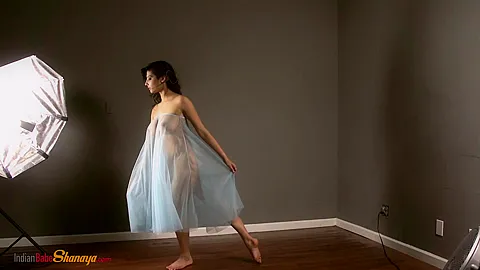 Hot 18 Year Old Indian Stripper Filming Herself Naked In Erotic Porn