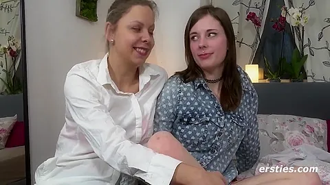 Sam Und Lecken Sich Gegenseitig Ihre Erogenen Zonen