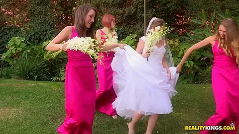 Sweet porno wedding with Aurielle and her palsies