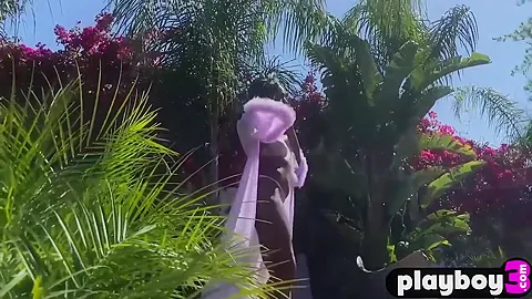 Amazing Black Babe With Nice Ass Played With Herself In