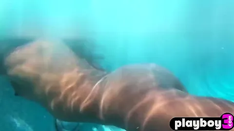 Amazing Black Babe With Nice Ass Played With Herself In