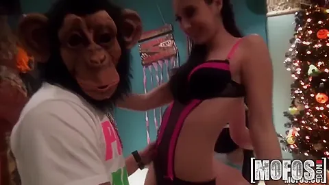 A Good Orgy At The Halloween Party!