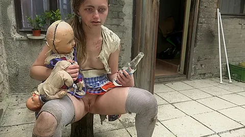 HORRORPORN - Nymphomaniac household