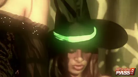 Halloween Witches Blowjobs